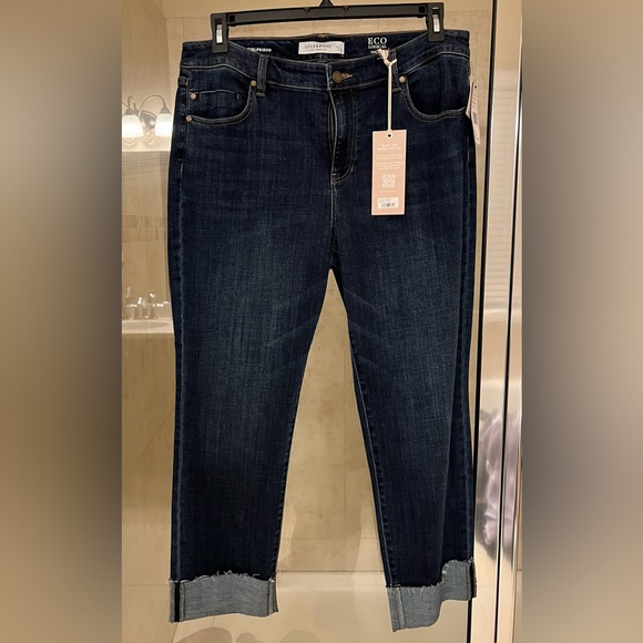 Liverpool Marley Girlfriend Jeans- Gently Used 💕 - Picture 2 of 7